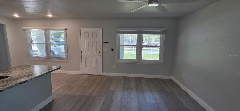 Activo con contrato: $262,500 (4 camas, 2 baños, 1500 Pies cuadrados)
