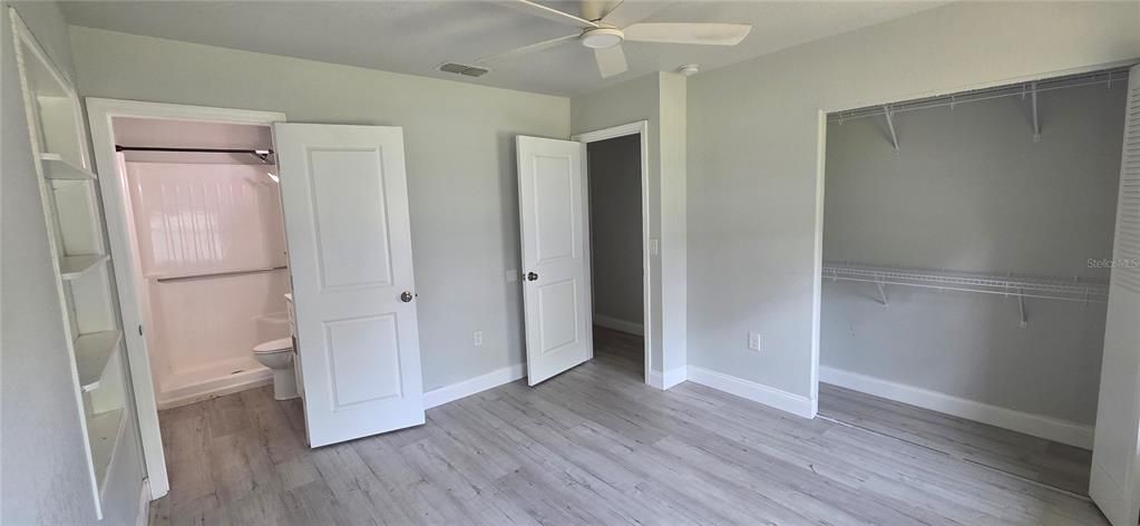Activo con contrato: $262,500 (4 camas, 2 baños, 1500 Pies cuadrados)