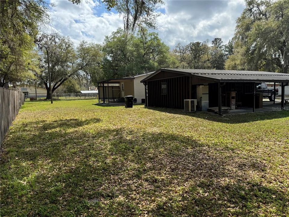 For Sale: $200,000 (3 beds, 2 baths, 1296 Square Feet)
