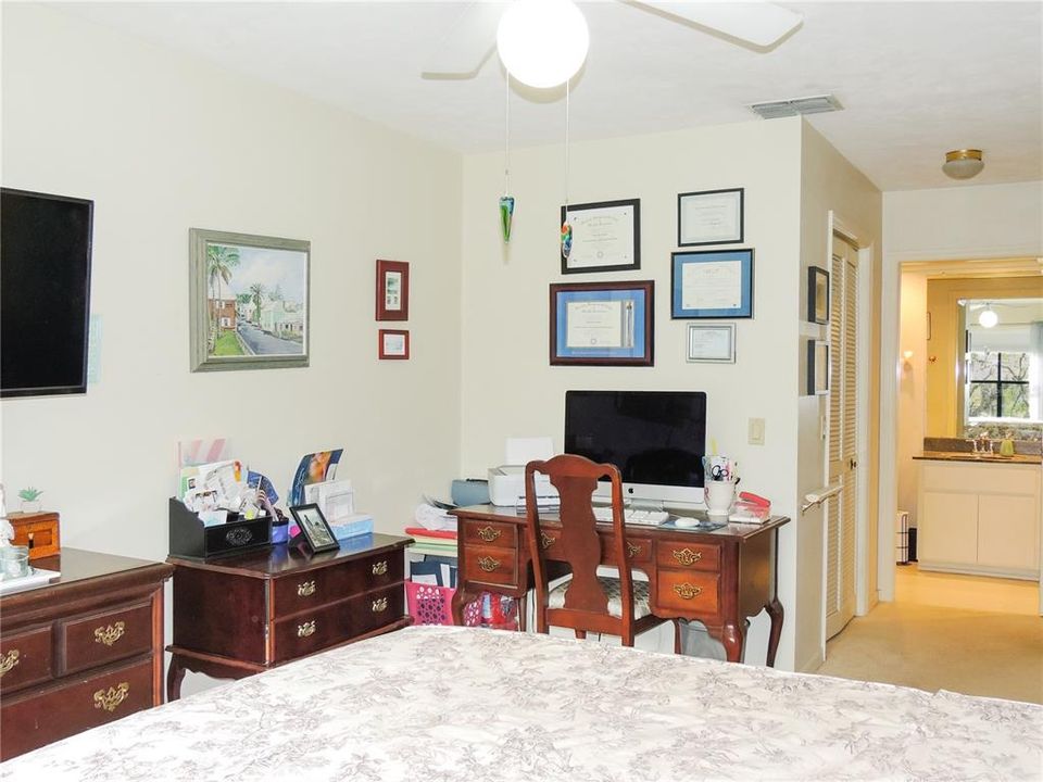 En Venta: $219,500 (2 camas, 2 baños, 1288 Pies cuadrados)