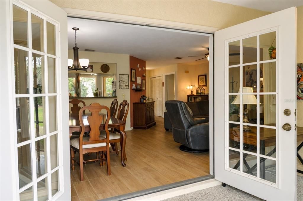 En Venta: $219,500 (2 camas, 2 baños, 1288 Pies cuadrados)