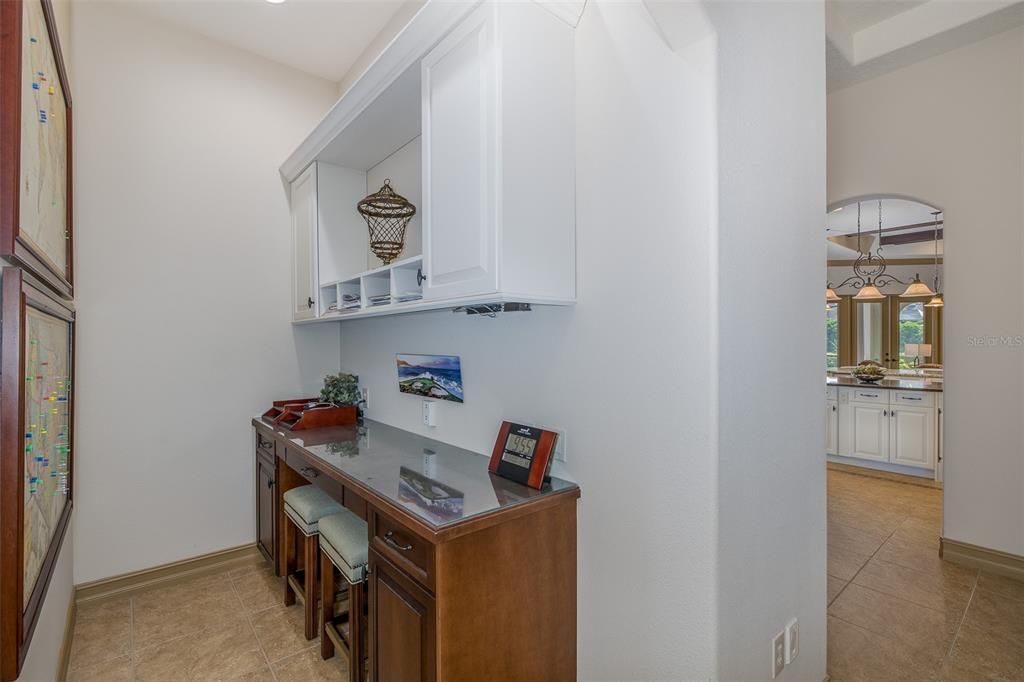 For Sale: $1,395,000 (4 beds, 4 baths, 4173 Square Feet)