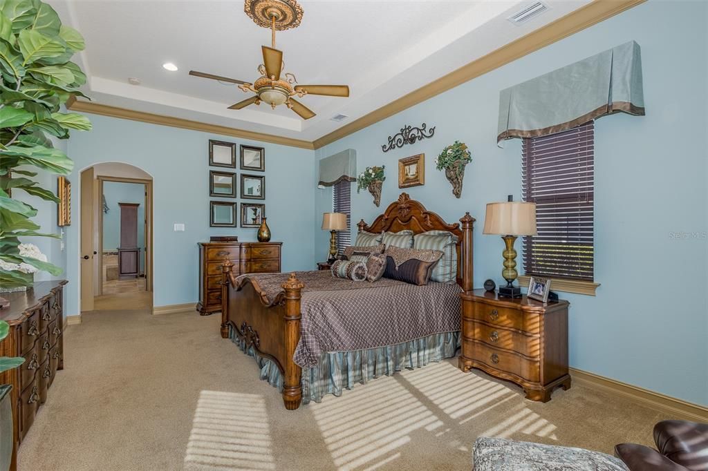 For Sale: $1,395,000 (4 beds, 4 baths, 4173 Square Feet)