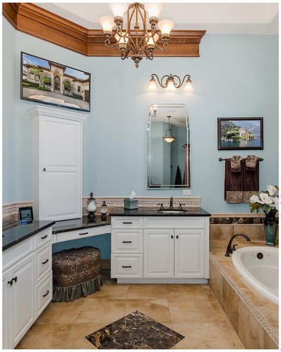 For Sale: $1,395,000 (4 beds, 4 baths, 4173 Square Feet)