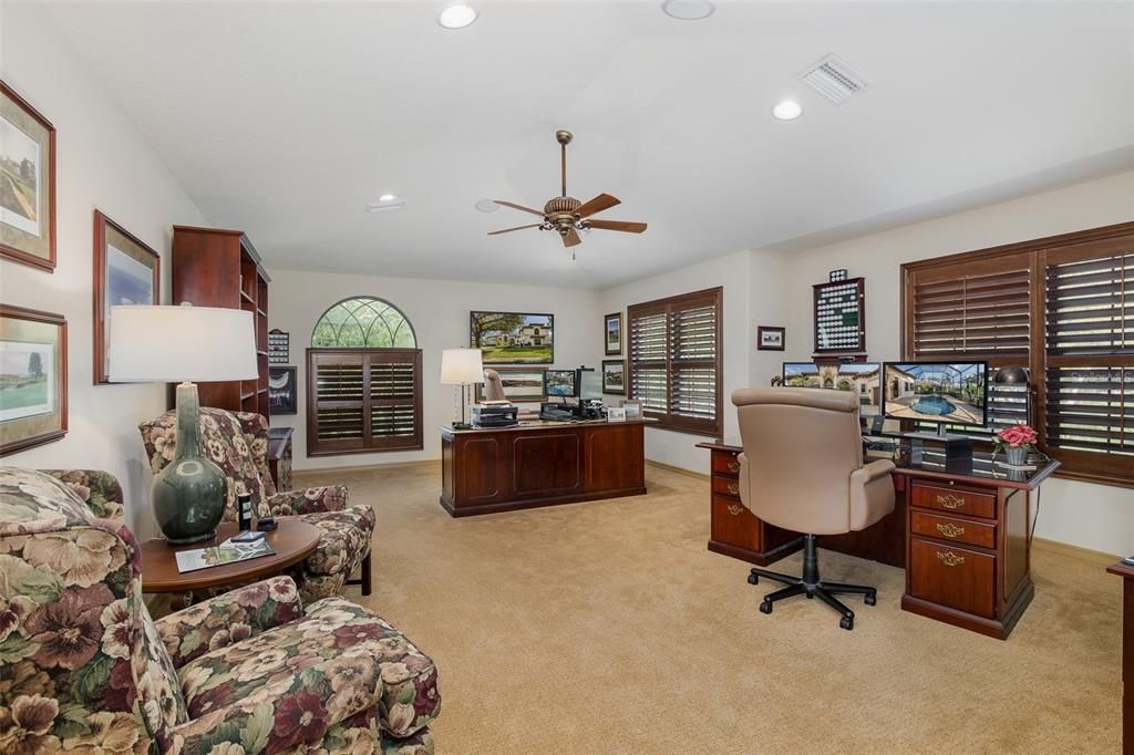 For Sale: $1,395,000 (4 beds, 4 baths, 4173 Square Feet)