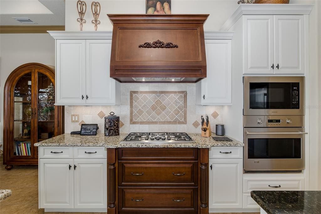 For Sale: $1,395,000 (4 beds, 4 baths, 4173 Square Feet)