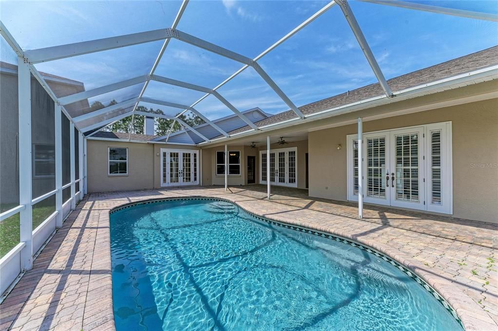 For Sale: $1,590,000 (7 beds, 5 baths, 5250 Square Feet)