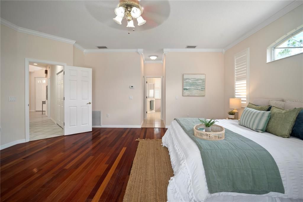 For Sale: $1,590,000 (7 beds, 5 baths, 5250 Square Feet)