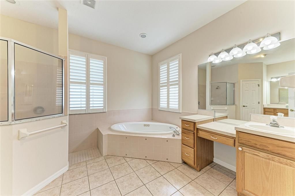 For Sale: $1,590,000 (7 beds, 5 baths, 5250 Square Feet)
