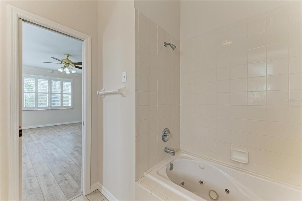 For Sale: $1,590,000 (7 beds, 5 baths, 5250 Square Feet)