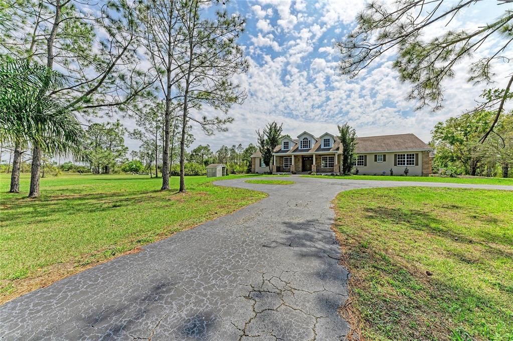 For Sale: $1,590,000 (7 beds, 5 baths, 5250 Square Feet)