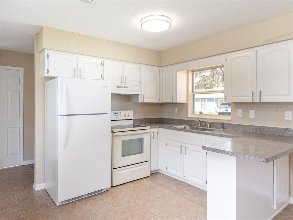 For Rent: $1,550 (2 beds, 2 baths, 973 Square Feet)