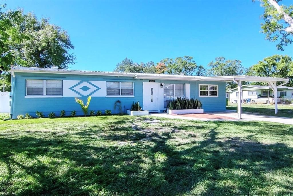 Active With Contract: $1,200 (1 beds, 1 baths, 510 Square Feet)