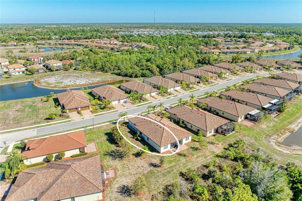 Под контрактом: $340,000 (2 спален, 2 ванн, 1568 Квадратных фут)