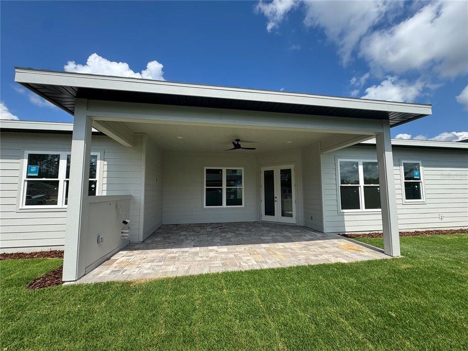 Active With Contract: $585,000 (3 beds, 2 baths, 1978 Square Feet)