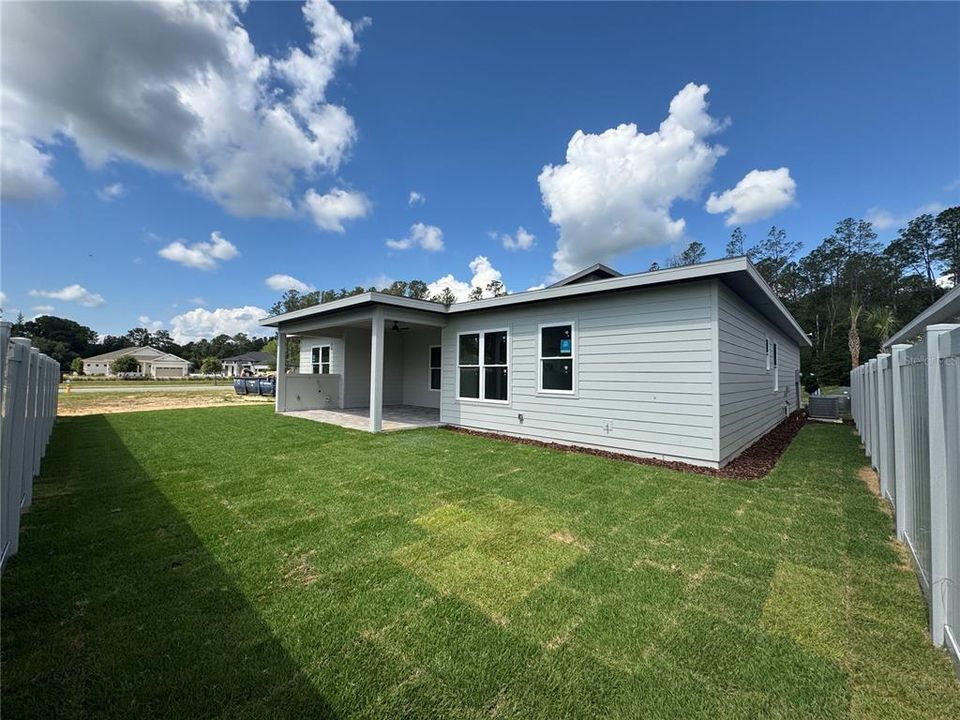 Active With Contract: $585,000 (3 beds, 2 baths, 1978 Square Feet)
