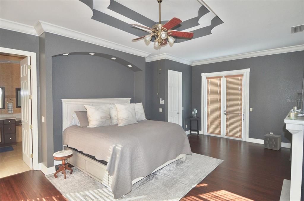 For Sale: $2,390,000 (4 beds, 3 baths, 3850 Square Feet)