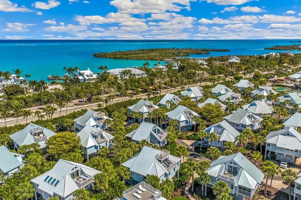 На продажу: $2,100,000 (3 спален, 3 ванн, 1440 Квадратных фут)