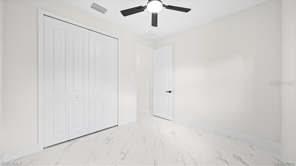 Activo con contrato: $279,900 (3 camas, 2 baños, 1308 Pies cuadrados)