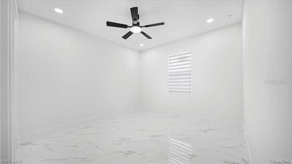 Activo con contrato: $279,900 (3 camas, 2 baños, 1308 Pies cuadrados)