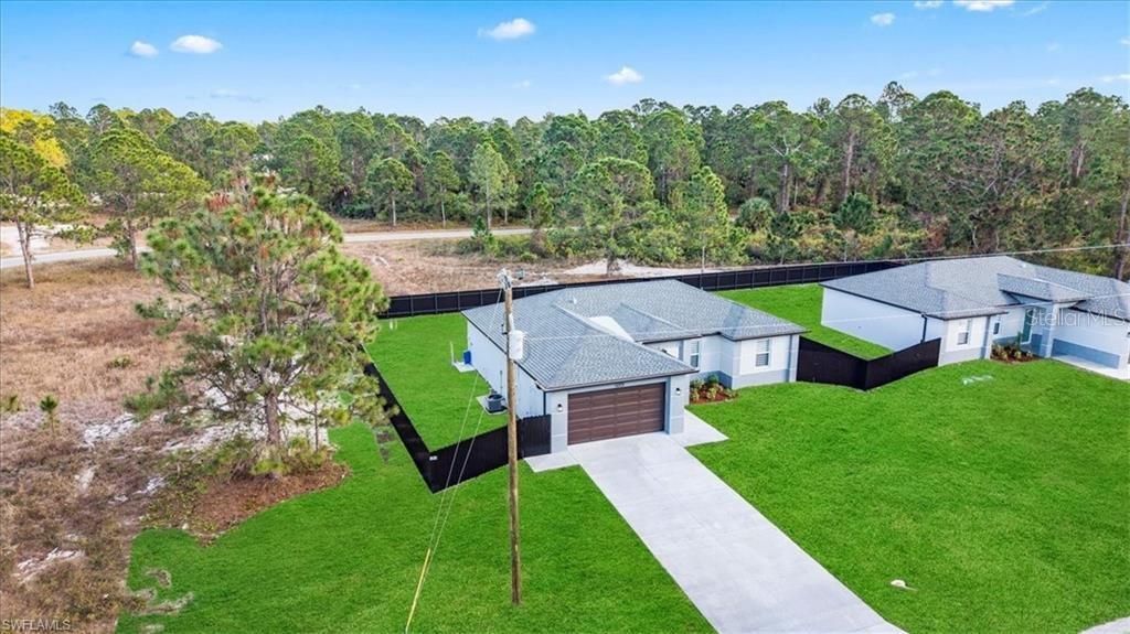 Activo con contrato: $289,900 (3 camas, 2 baños, 1308 Pies cuadrados)