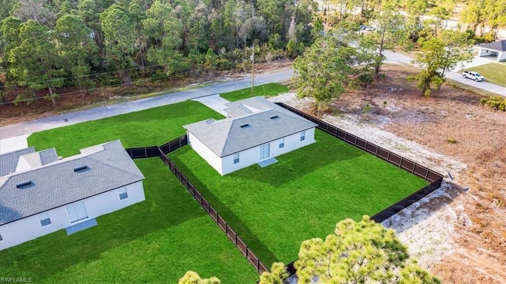 Activo con contrato: $289,900 (3 camas, 2 baños, 1308 Pies cuadrados)