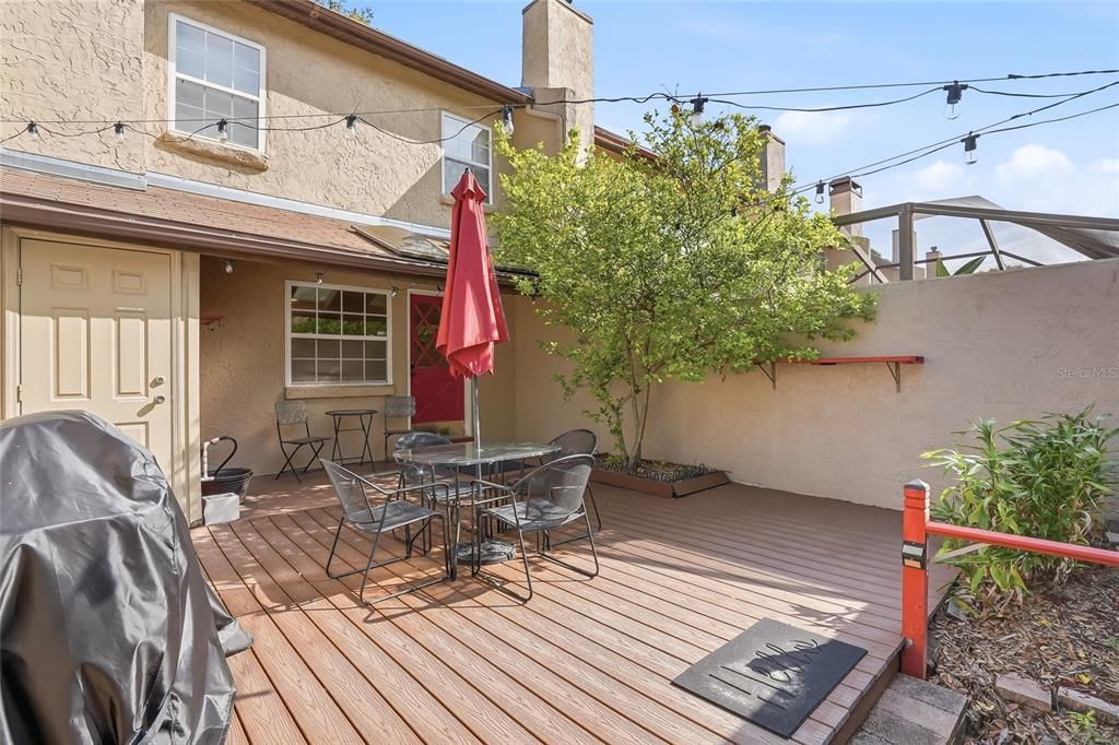 Active With Contract: $290,000 (2 beds, 2 baths, 1480 Square Feet)