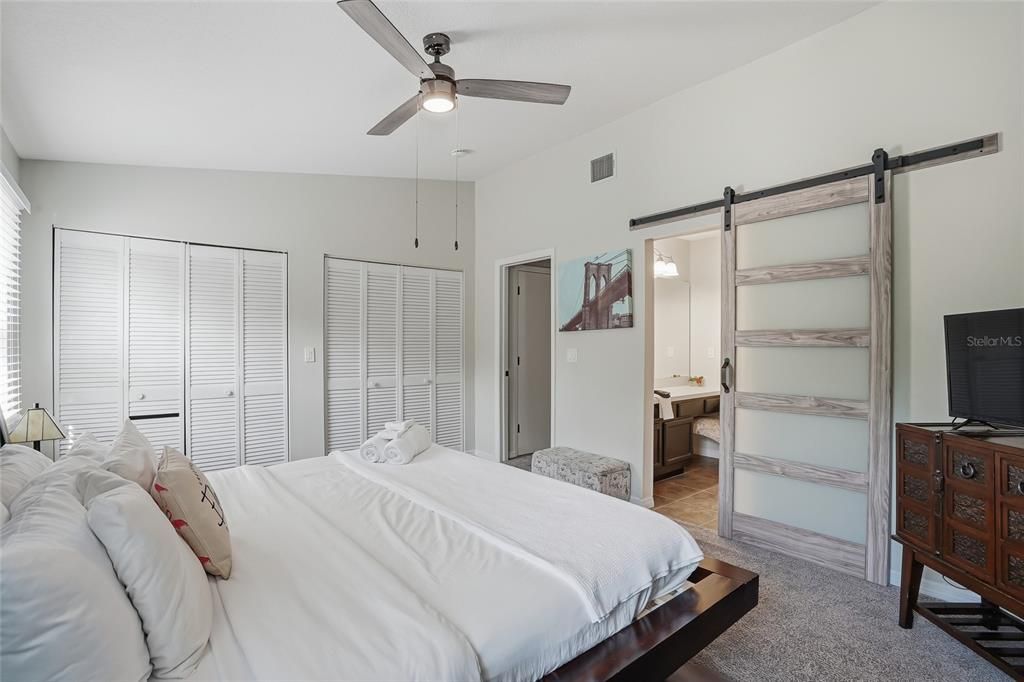 Active With Contract: $290,000 (2 beds, 2 baths, 1480 Square Feet)