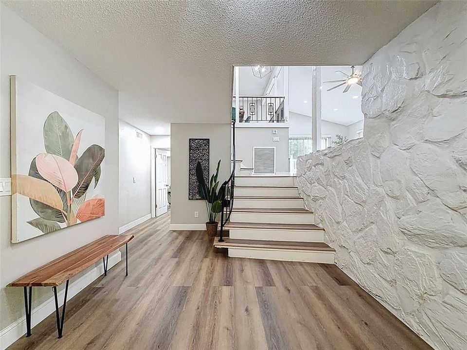 En Venta: $845,000 (4 camas, 3 baños, 2654 Pies cuadrados)
