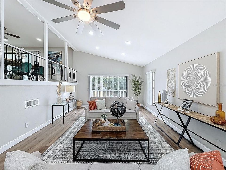 En Venta: $845,000 (4 camas, 3 baños, 2654 Pies cuadrados)