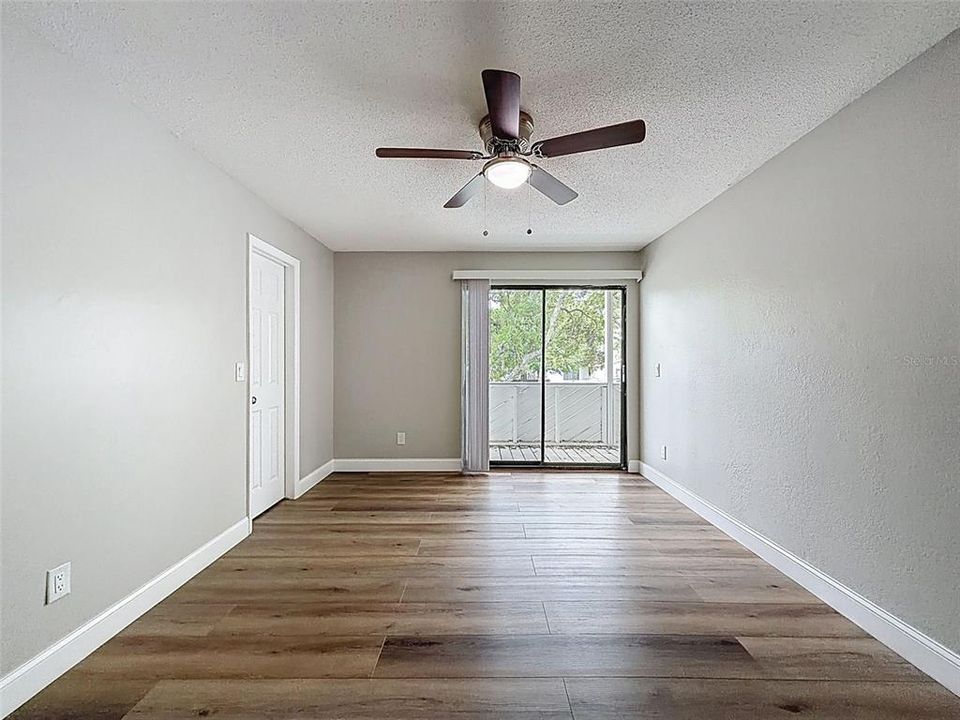 En Venta: $845,000 (4 camas, 3 baños, 2654 Pies cuadrados)