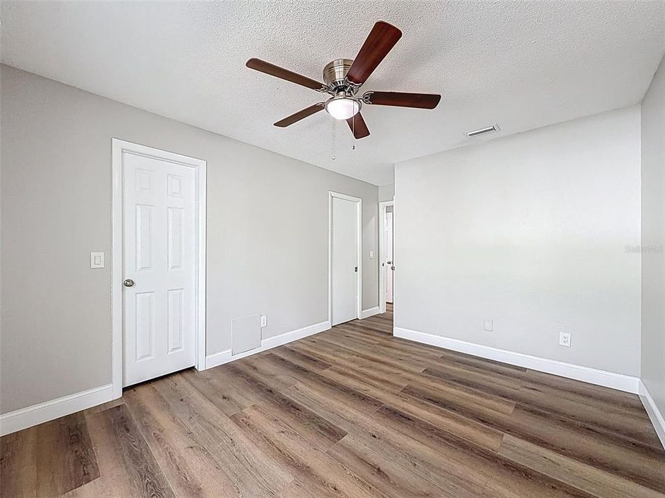 En Venta: $845,000 (4 camas, 3 baños, 2654 Pies cuadrados)