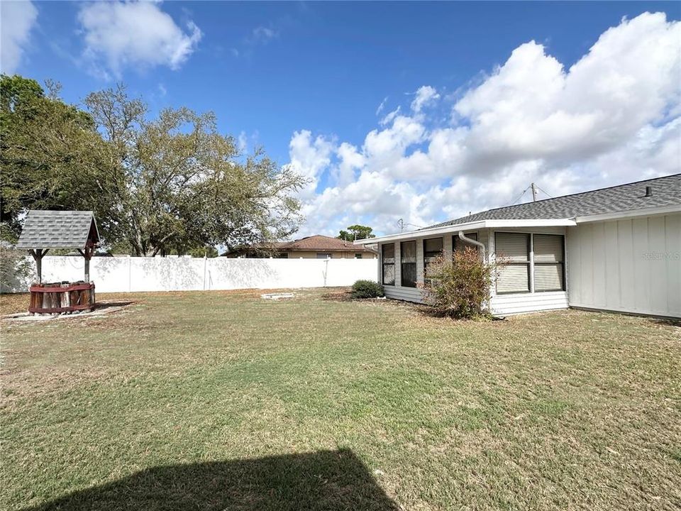 Activo con contrato: $229,000 (3 camas, 2 baños, 1164 Pies cuadrados)