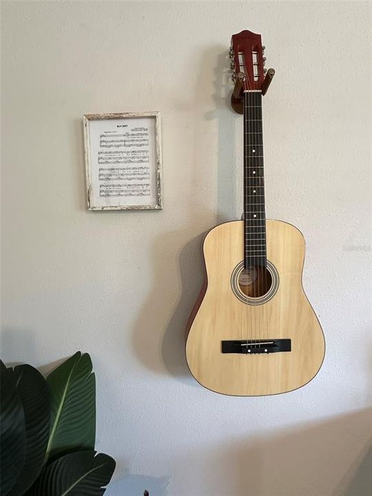 Activo con contrato: $229,000 (3 camas, 2 baños, 1164 Pies cuadrados)