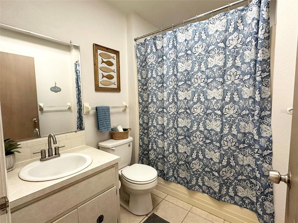 Activo con contrato: $229,000 (3 camas, 2 baños, 1164 Pies cuadrados)