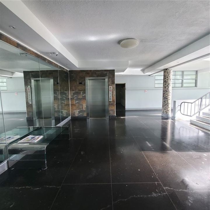 En Venta: $334,000 (1 camas, 1 baños, 492 Pies cuadrados)