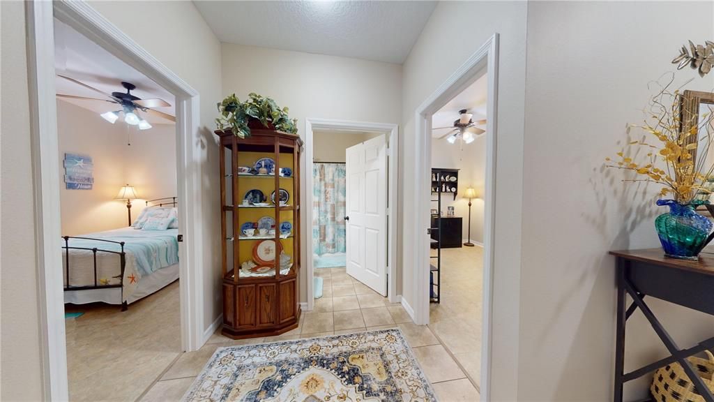 Activo con contrato: $299,900 (3 camas, 2 baños, 1465 Pies cuadrados)