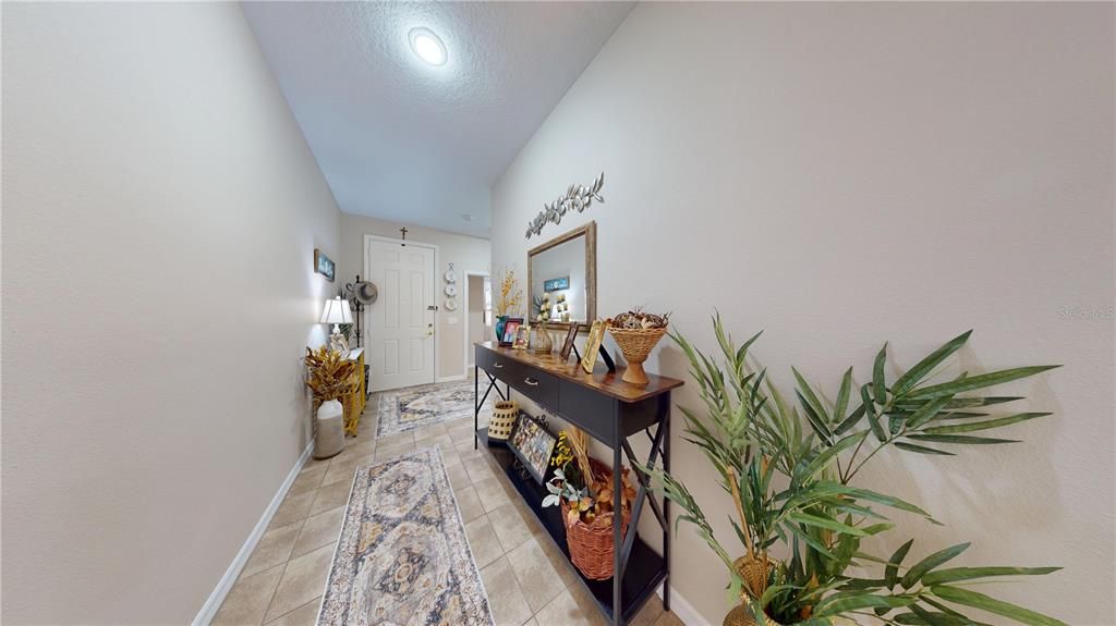 Activo con contrato: $299,900 (3 camas, 2 baños, 1465 Pies cuadrados)