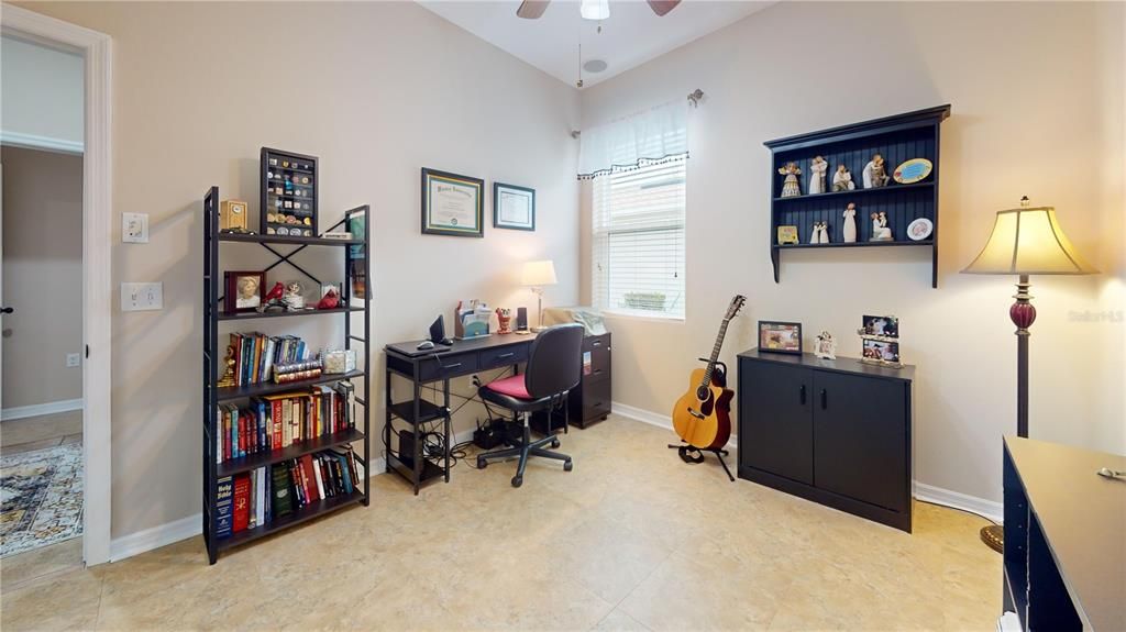 Activo con contrato: $299,900 (3 camas, 2 baños, 1465 Pies cuadrados)