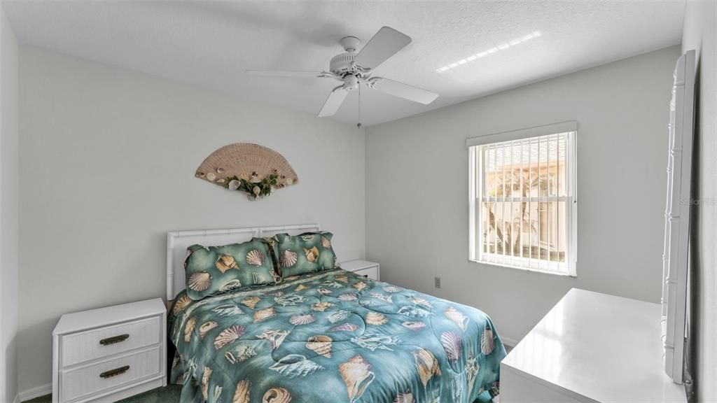 For Sale: $230,000 (2 beds, 2 baths, 1179 Square Feet)