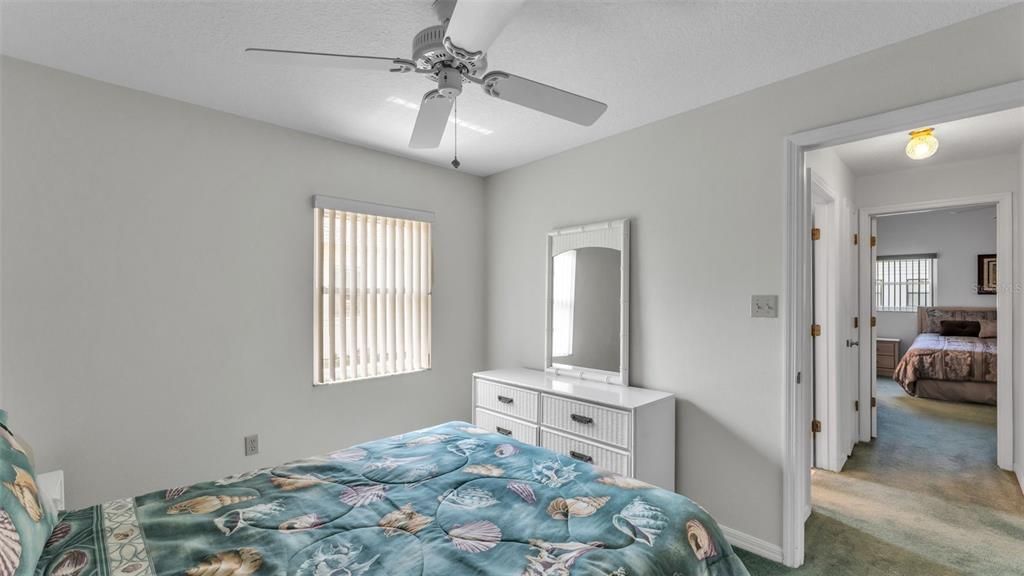 For Sale: $230,000 (2 beds, 2 baths, 1179 Square Feet)
