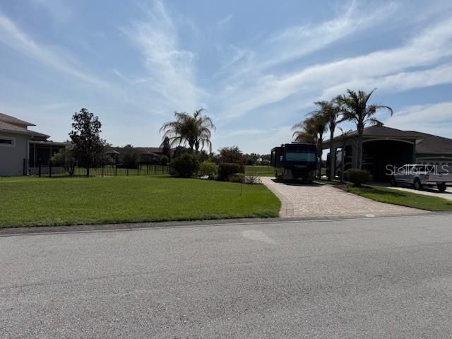 En Venta: $160,000 (0.21 acres)