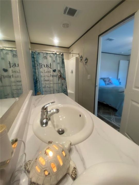 En Venta: $275,000 (3 camas, 2 baños, 1296 Pies cuadrados)