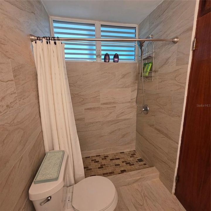 Под контрактом: $297,000 (3 спален, 2 ванн, 1060 Квадратных фут)