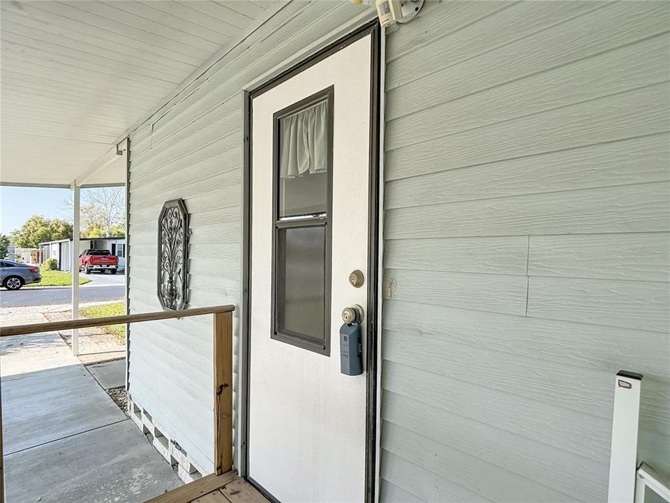 For Sale: $120,000 (2 beds, 2 baths, 1066 Square Feet)