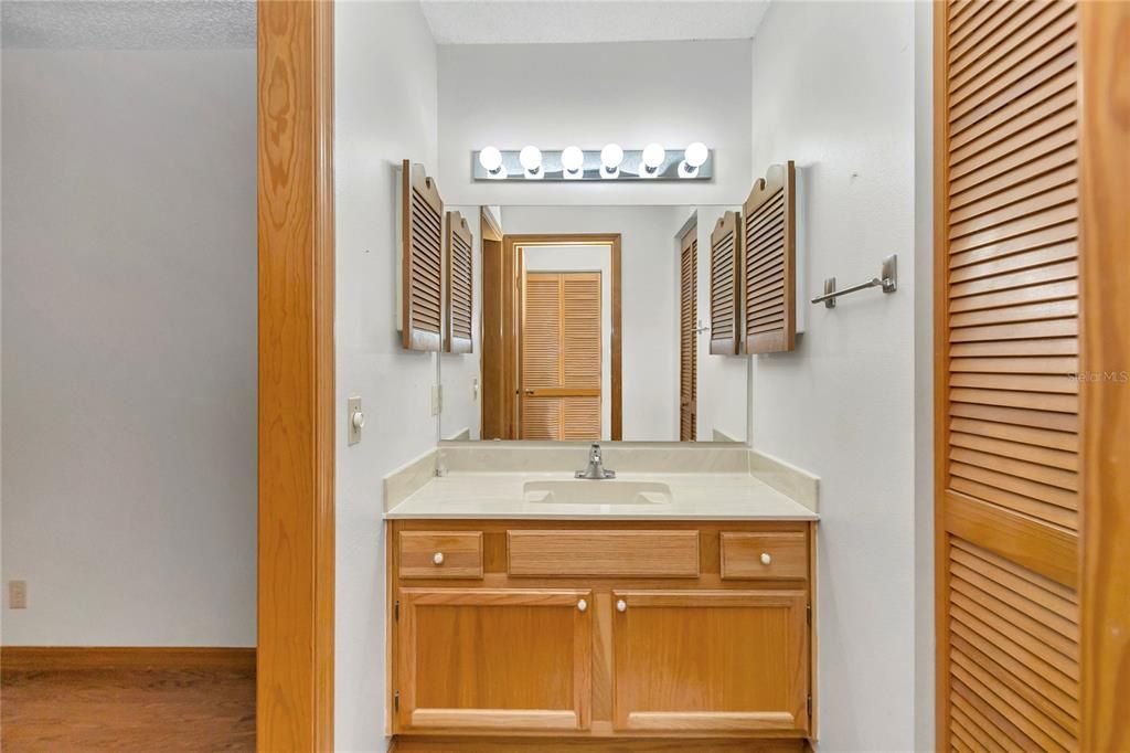 Activo con contrato: $179,900 (2 camas, 2 baños, 1118 Pies cuadrados)