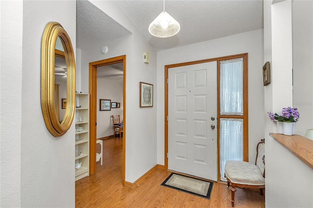 Activo con contrato: $179,900 (2 camas, 2 baños, 1118 Pies cuadrados)
