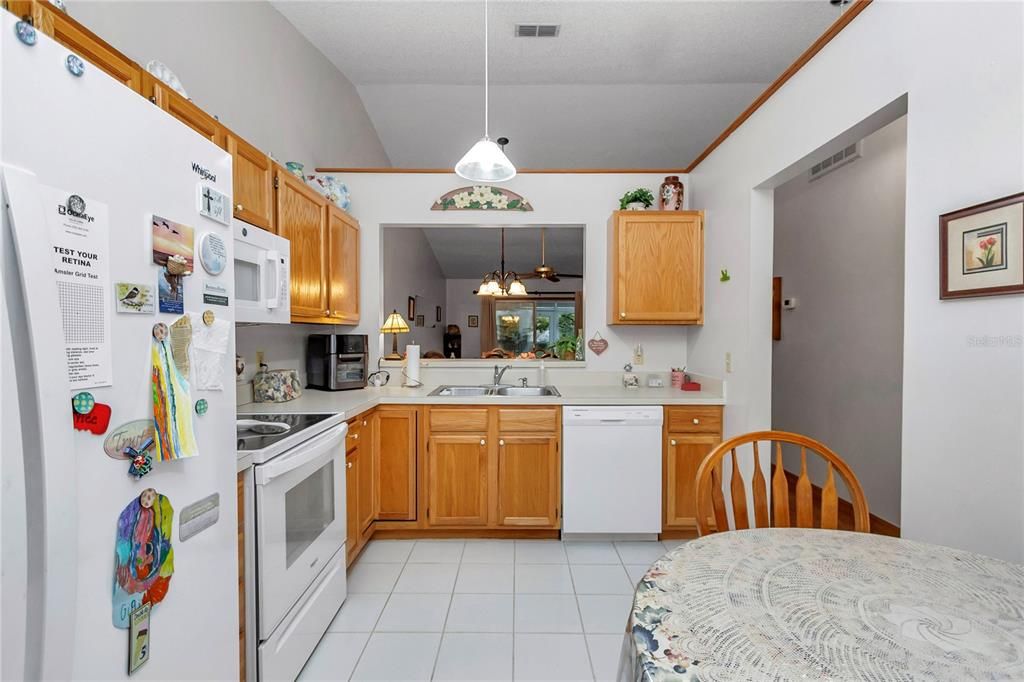 Activo con contrato: $179,900 (2 camas, 2 baños, 1118 Pies cuadrados)
