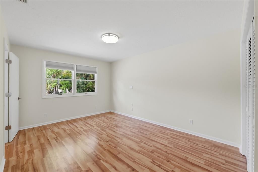 Activo con contrato: $2,200,000 (4 camas, 4 baños, 3390 Pies cuadrados)