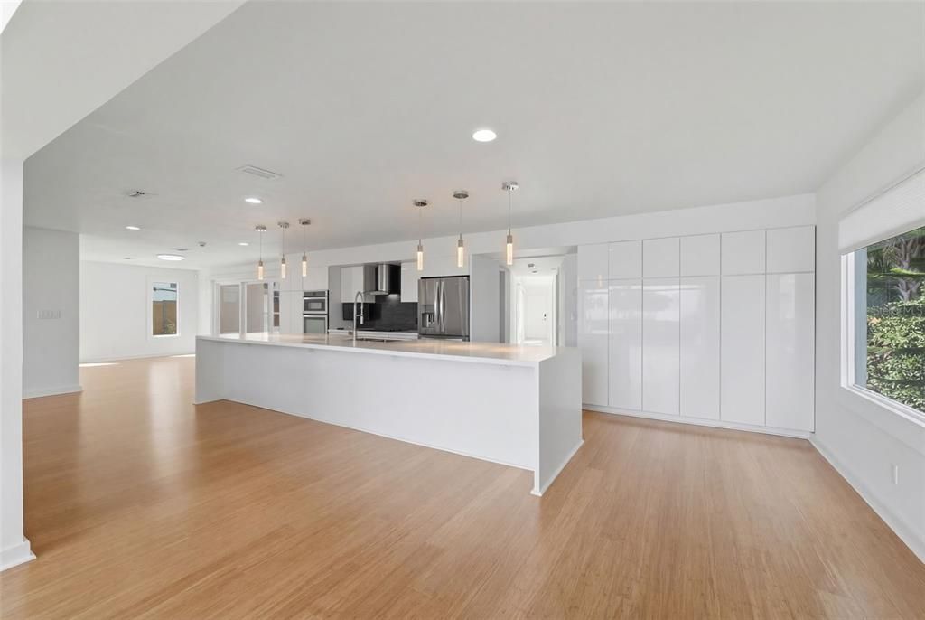 Activo con contrato: $2,200,000 (4 camas, 4 baños, 3390 Pies cuadrados)